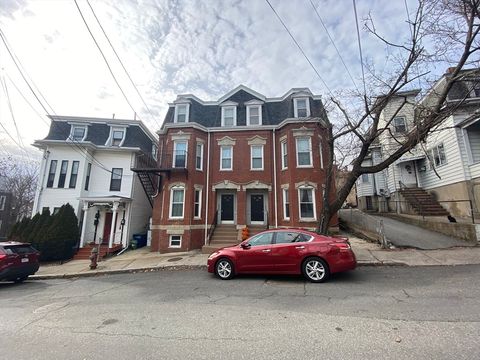 Photo of 26 Pinckney St #4, Somerville, MA 02145 (MLS # 73489123)
