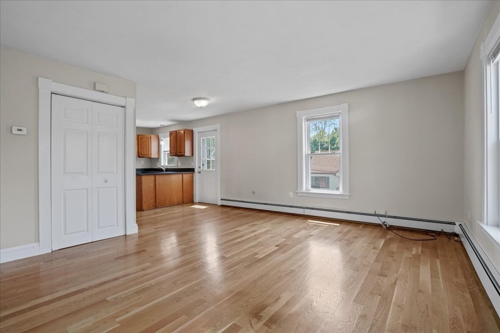 32 Warren St B