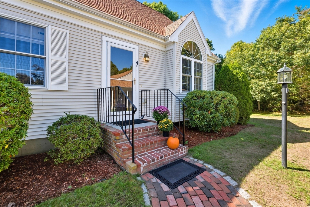16 Trotting Park Rd 4B