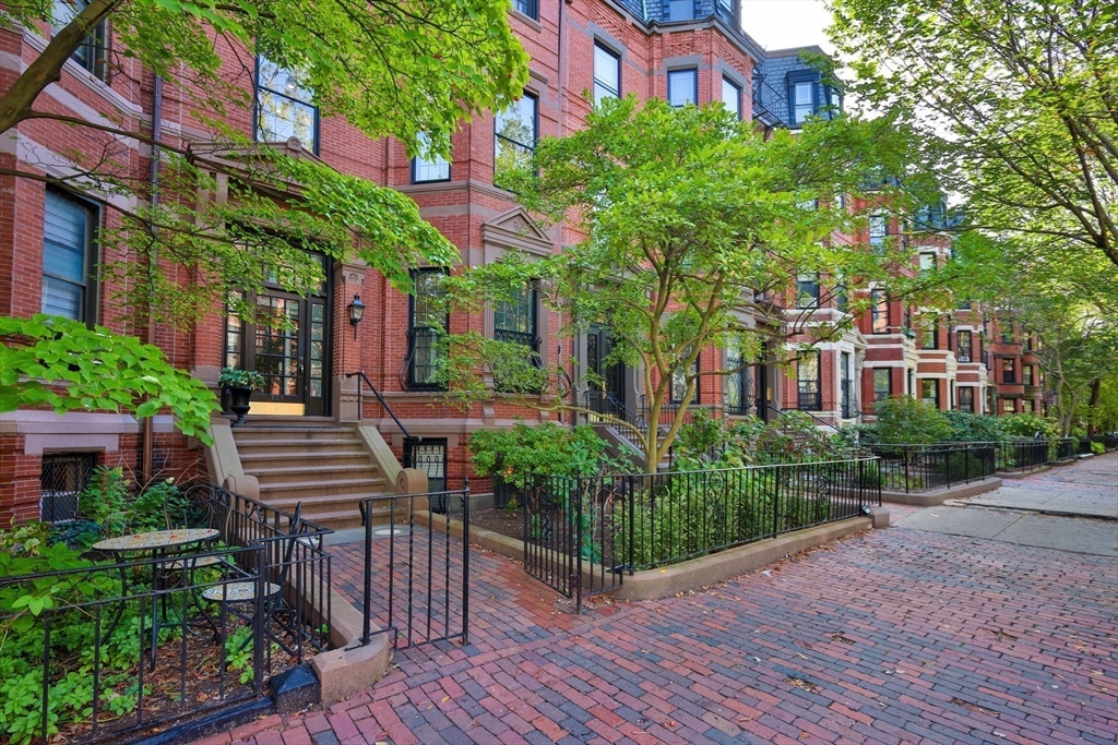 236 Marlborough St. 3