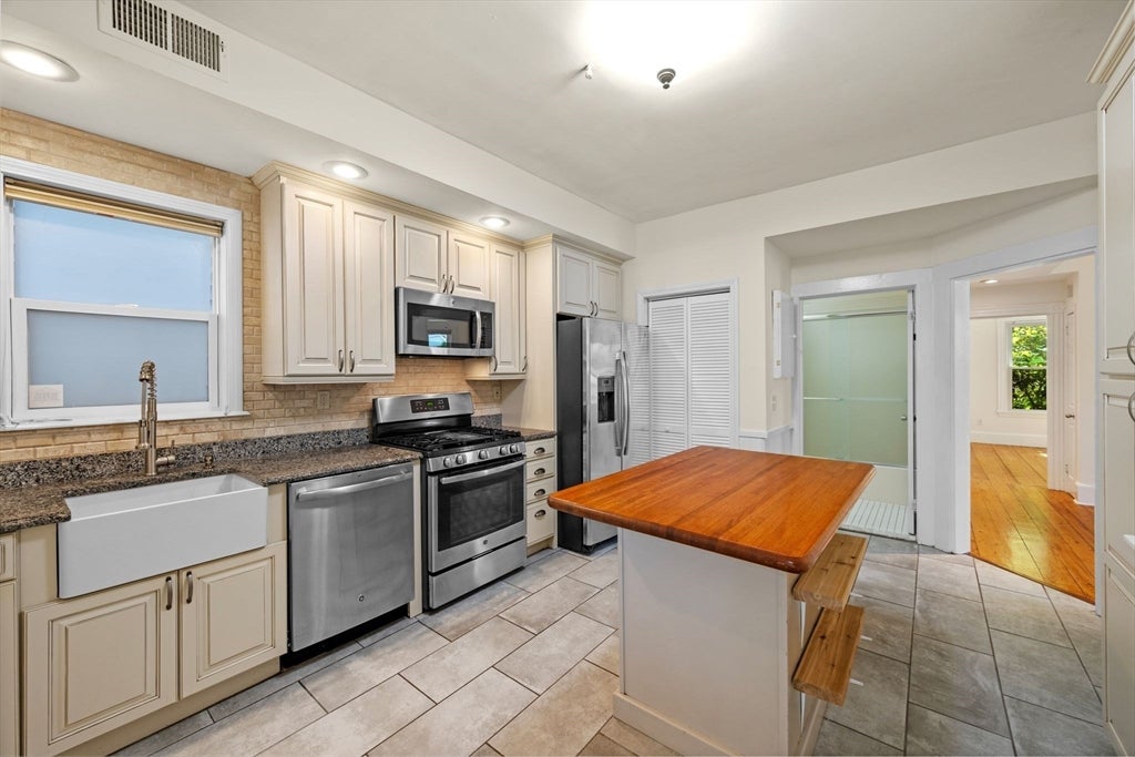 101-103 Wachusett St #1, Boston, MA, 101-103 Wachusett St #1, Boston, MA Photo #14