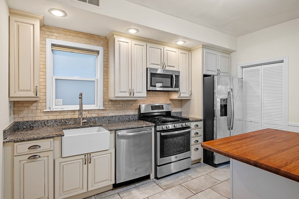 101-103 Wachusett St #1, Boston, MA, 101-103 Wachusett St #1, Boston, MA Photo #15