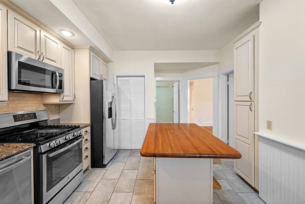 101-103 Wachusett St #1, Boston, MA, 101-103 Wachusett St #1, Boston, MA Photo #16