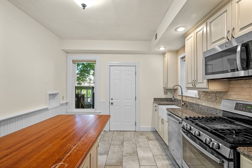 101-103 Wachusett St #1, Boston, MA, 101-103 Wachusett St #1, Boston, MA Photo #11