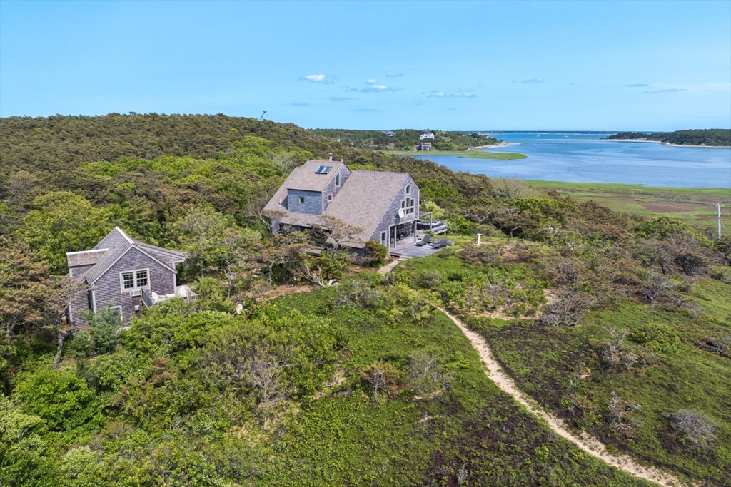 1400 Chequessett Neck Road