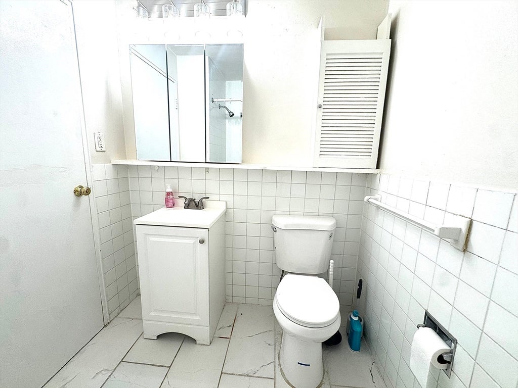 144 Kenrick St #12, Boston, MA Photo #12