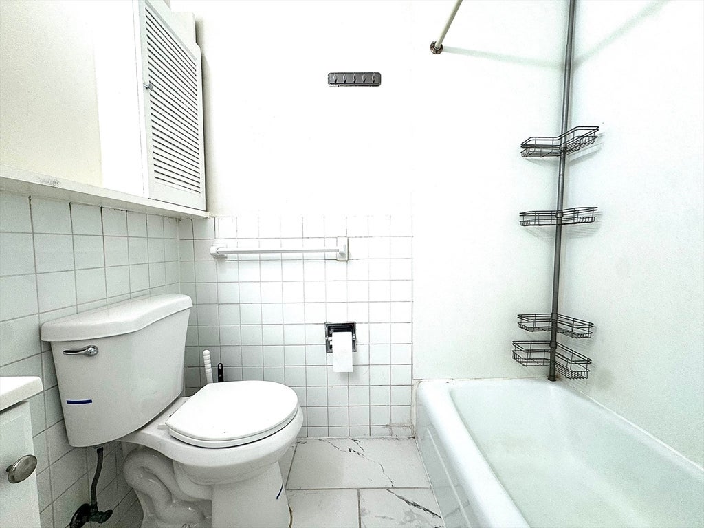 144 Kenrick St #12, Boston, MA Photo #11