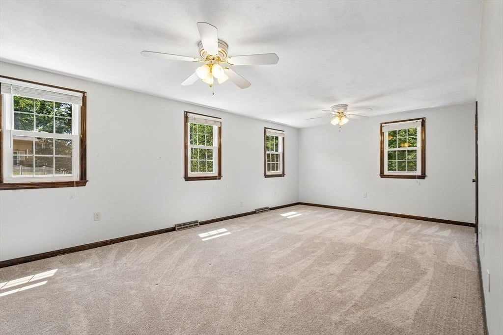 71 Pelczar Rd, Dracut, MA Photo #13