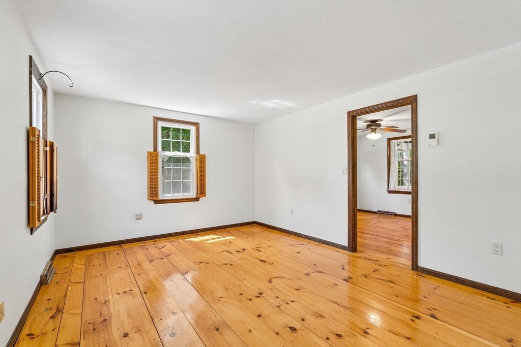 71 Pelczar Rd, Dracut, MA Photo #21