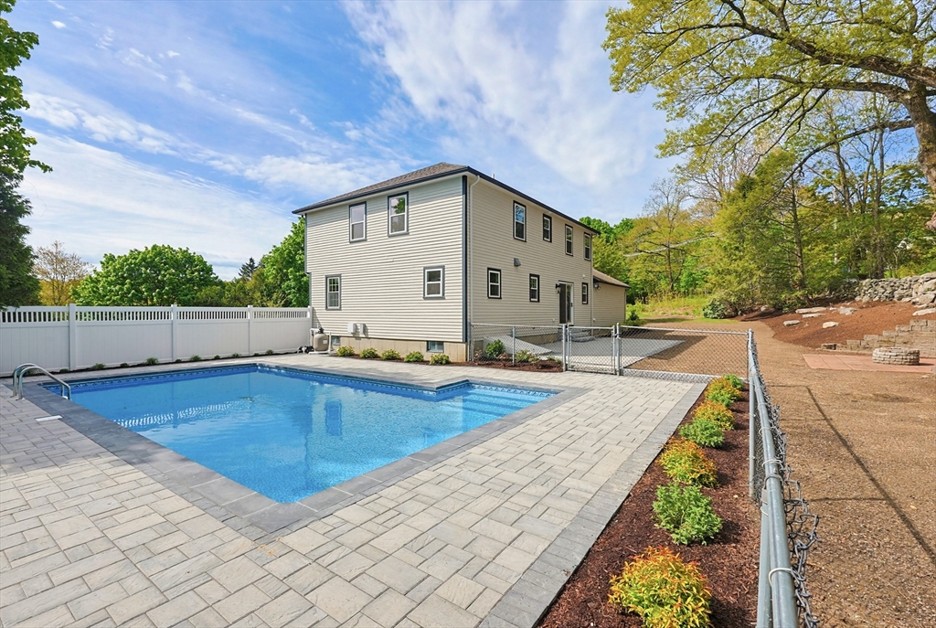 64 Hunting Ave, Shrewsbury, MA Photo #37