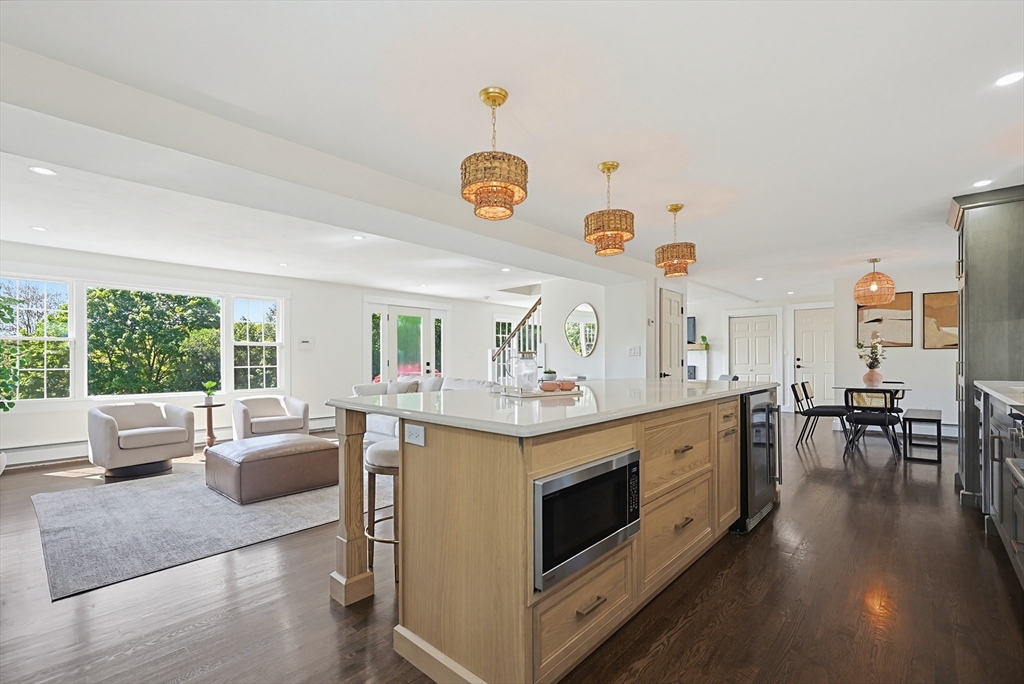 64 Hunting Ave, Shrewsbury, MA Photo #10