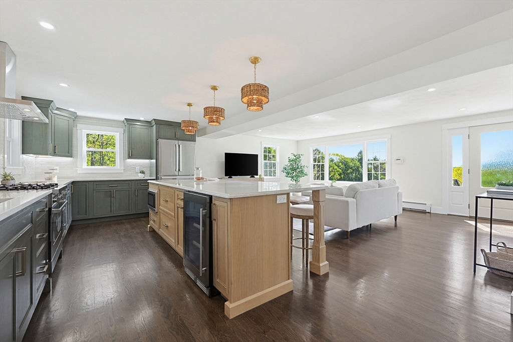 64 Hunting Ave, Shrewsbury, MA Photo #13