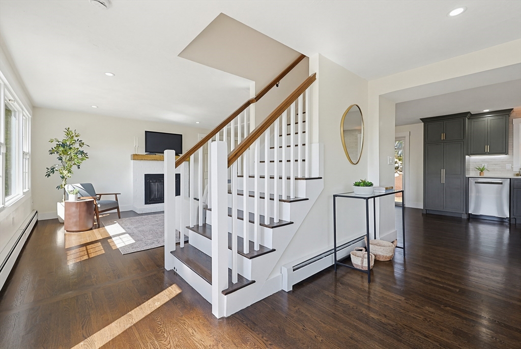 64 Hunting Ave, Shrewsbury, MA Photo #23