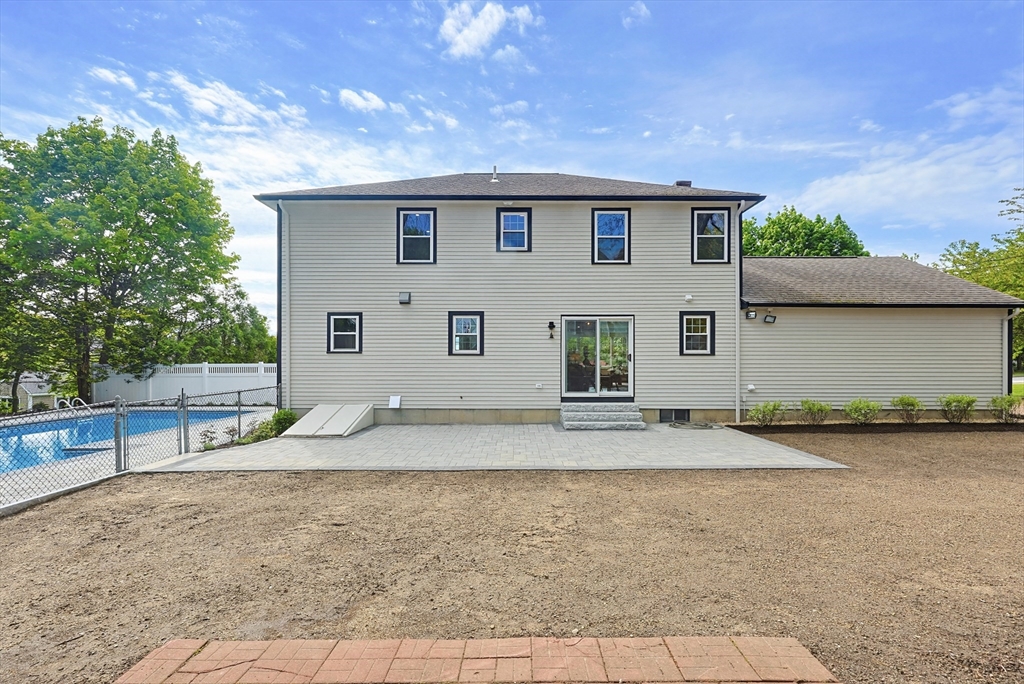 64 Hunting Ave, Shrewsbury, MA Photo #36