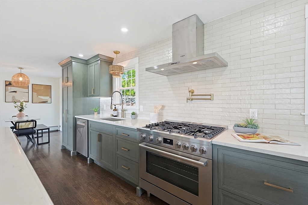 64 Hunting Ave, Shrewsbury, MA Photo #11