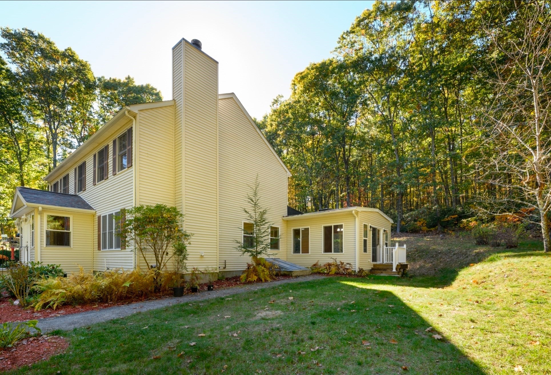 57 Ennis Rd