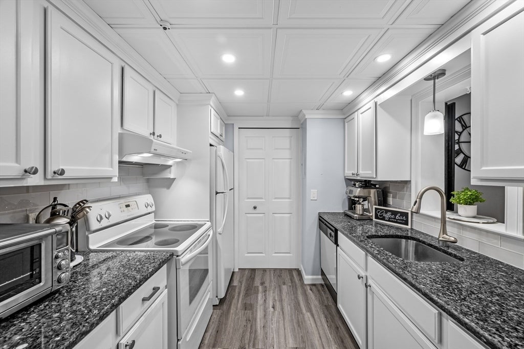 70 Webster St #111, Weymouth, MA, 70 Webster St #111, Weymouth, MA Photo #6