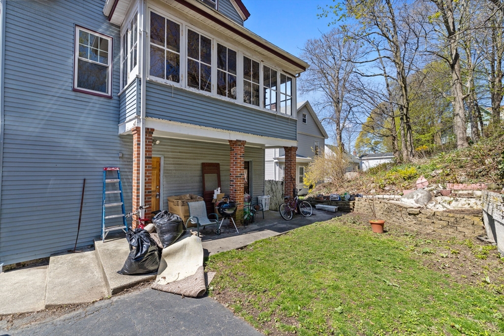 293 Revere St 2