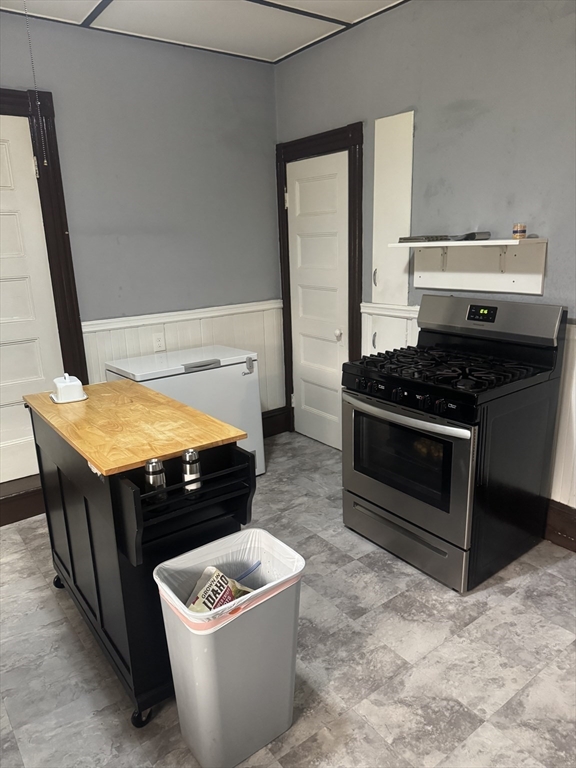 123 Ashland Street 1