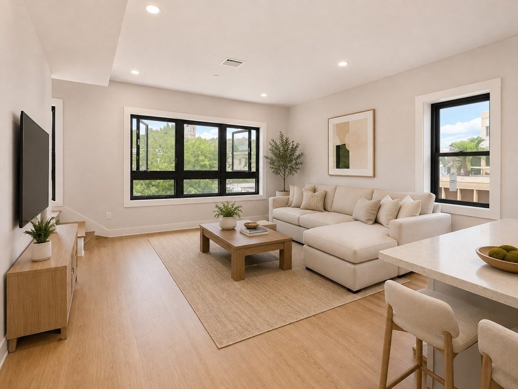 820 Hyde Park Ave #306, Boston, MA, 820 Hyde Park Ave #306, Boston, MA Photo #7