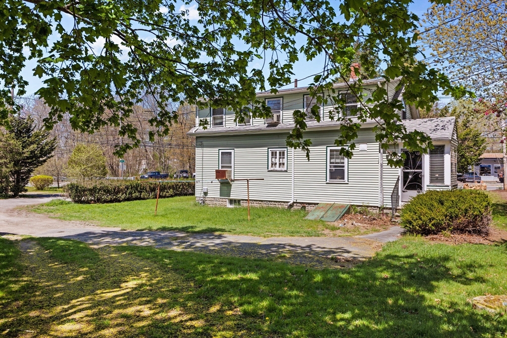 382 Winthrop St