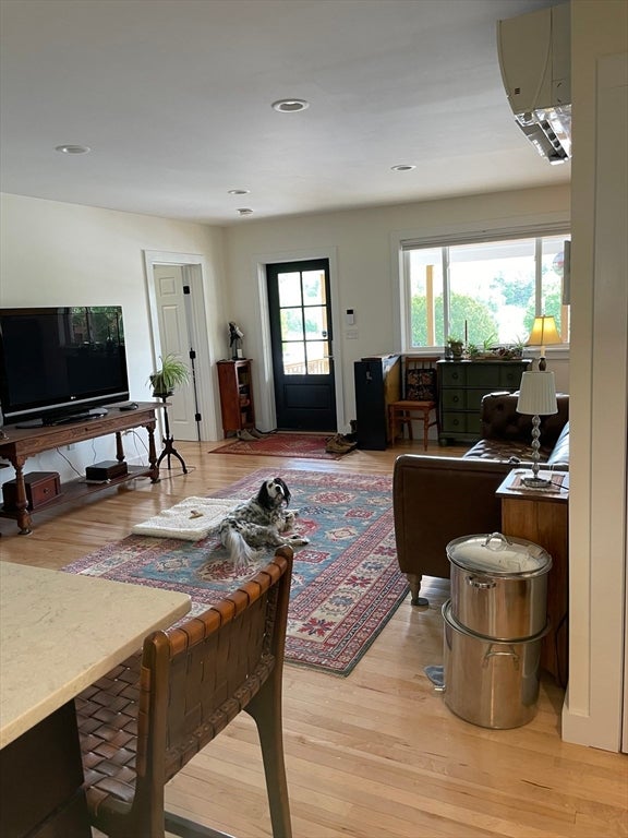 181 Main Street #B, Williamsburg, MA Photo #5