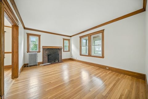 24-26 Benjamin Rd 24 Belmont MA 02478