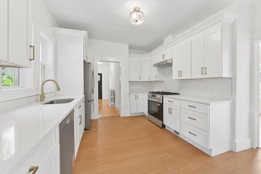 46 Clark St