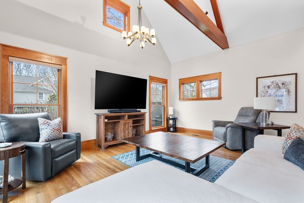 32 Standish Cir