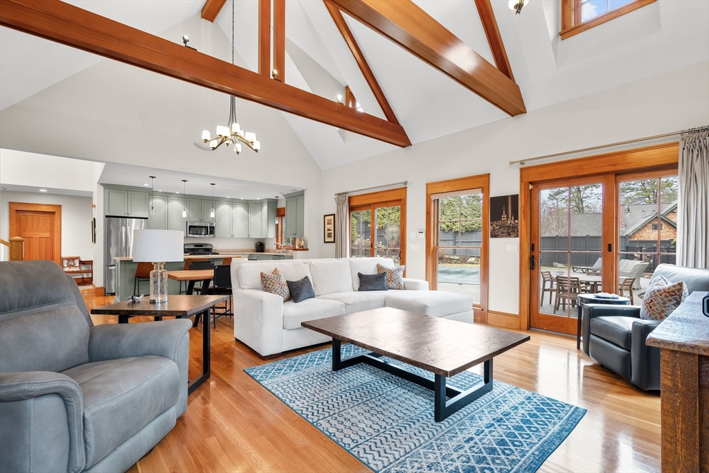 32 Standish Cir