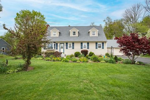 374 Forest St Raynham MA 02767