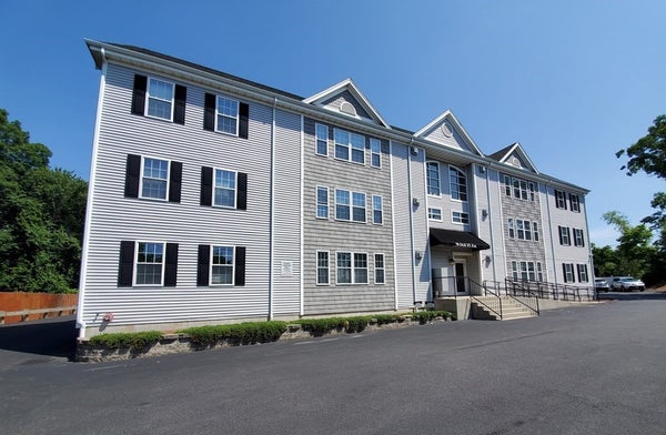 70 OAK ST EXT APT 3E, BROCKTON, MA 02301 - Image bdb52502b5678979ddbbbfdf2b20e3dd/4090875946