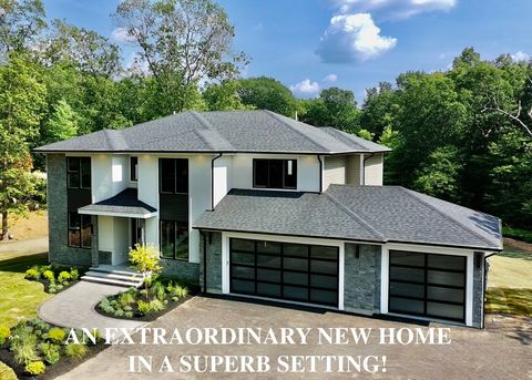 93 Palisades Cir Stoughton MA 02072