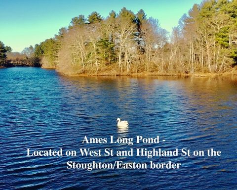 93 Palisades Cir Stoughton MA 02072