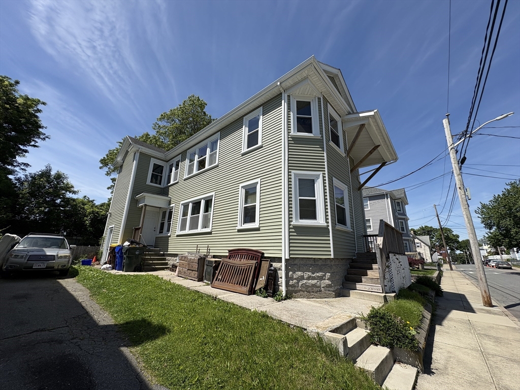 129 Marchand St