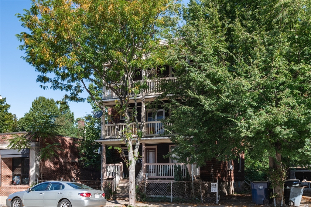 311 Belgrade Ave