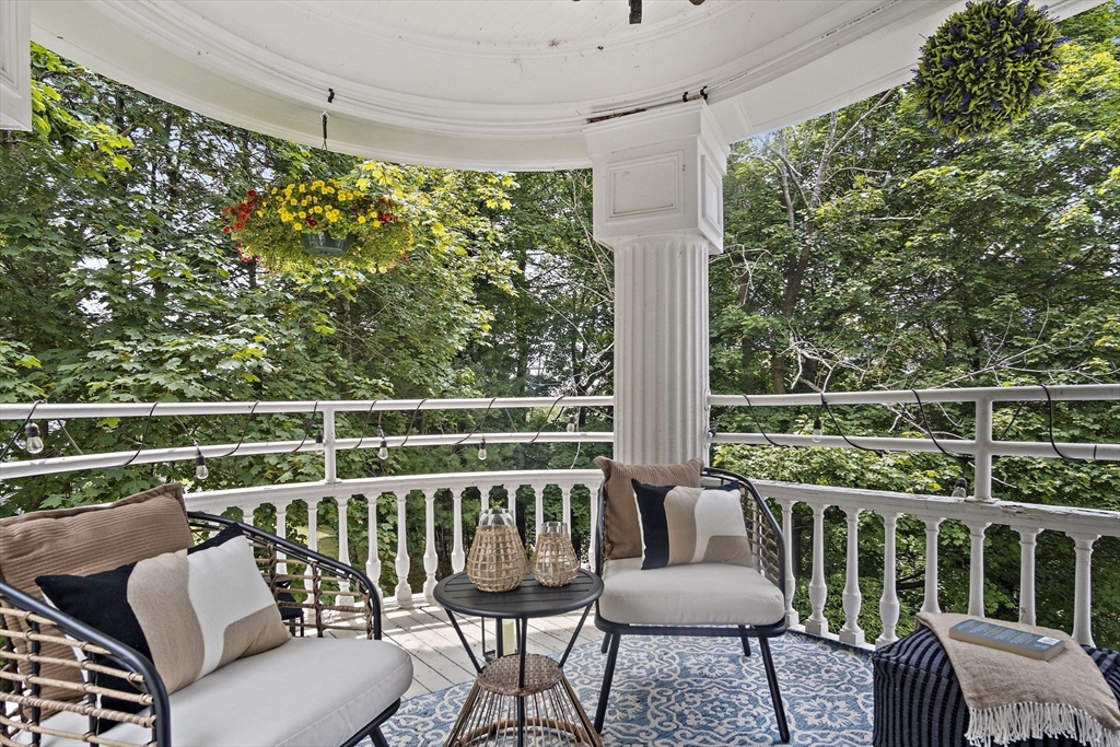 1401 Great Pond Road 8