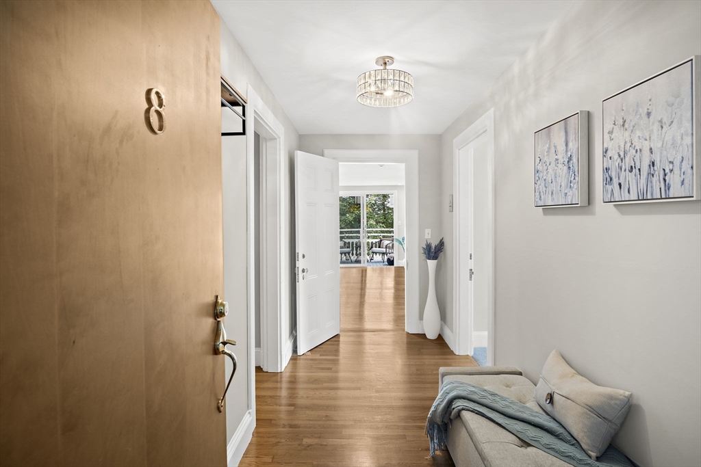 1401 Great Pond Road 8