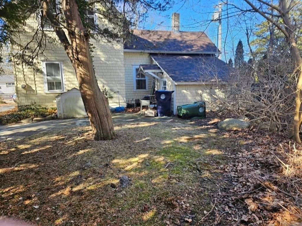 929 Point Rd