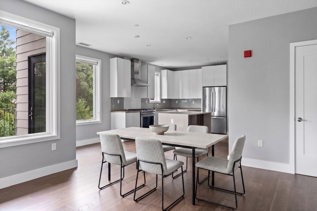2 W Sixth ST #102, Boston, MA, 2 W Sixth ST #102, Boston, MA Photo #5