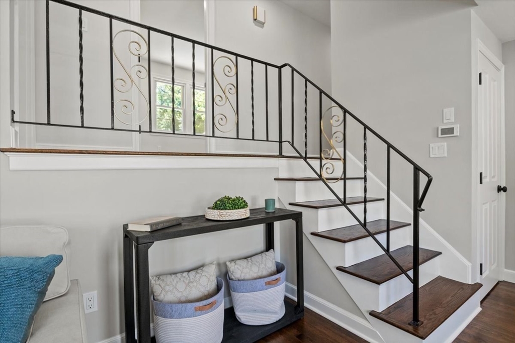 42 Stevens Ave