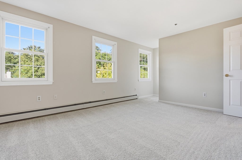 59 Crystal Ct #59, Haverhill, MA, 59 Crystal Ct #59, Haverhill, MA Photo #33