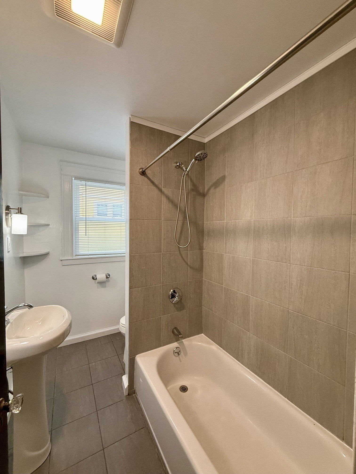 7 Flint Road #1, Watertown, MA, 7 Flint Road #1, Watertown, MA Photo #11