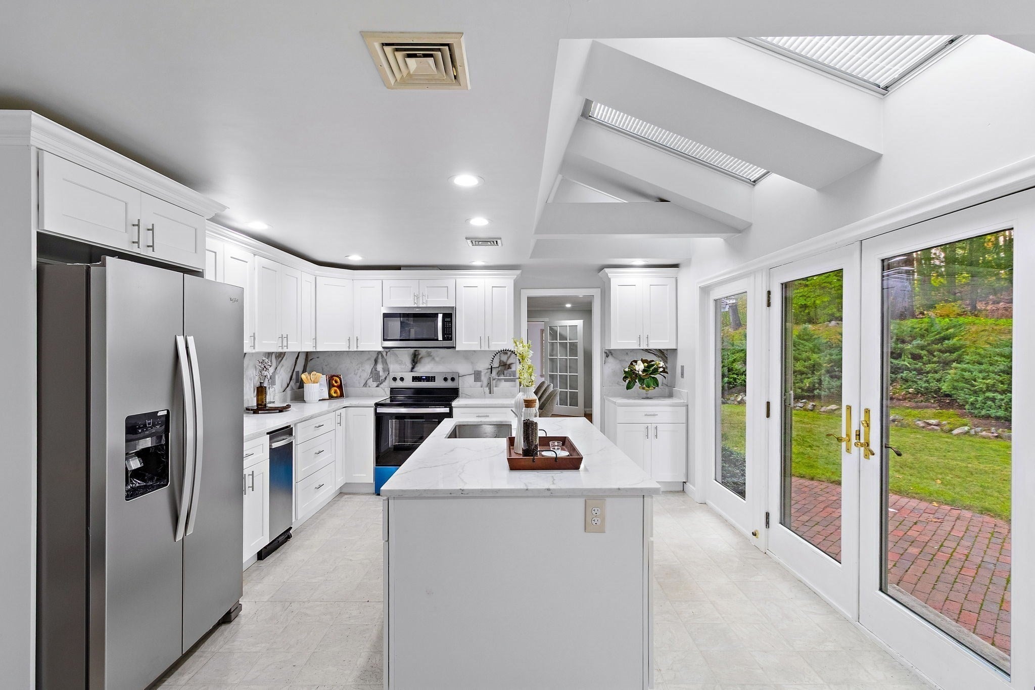 25 Forest Ridge Road, Weston, MA, 25 Forest Ridge Road, Weston, MA Photo #7