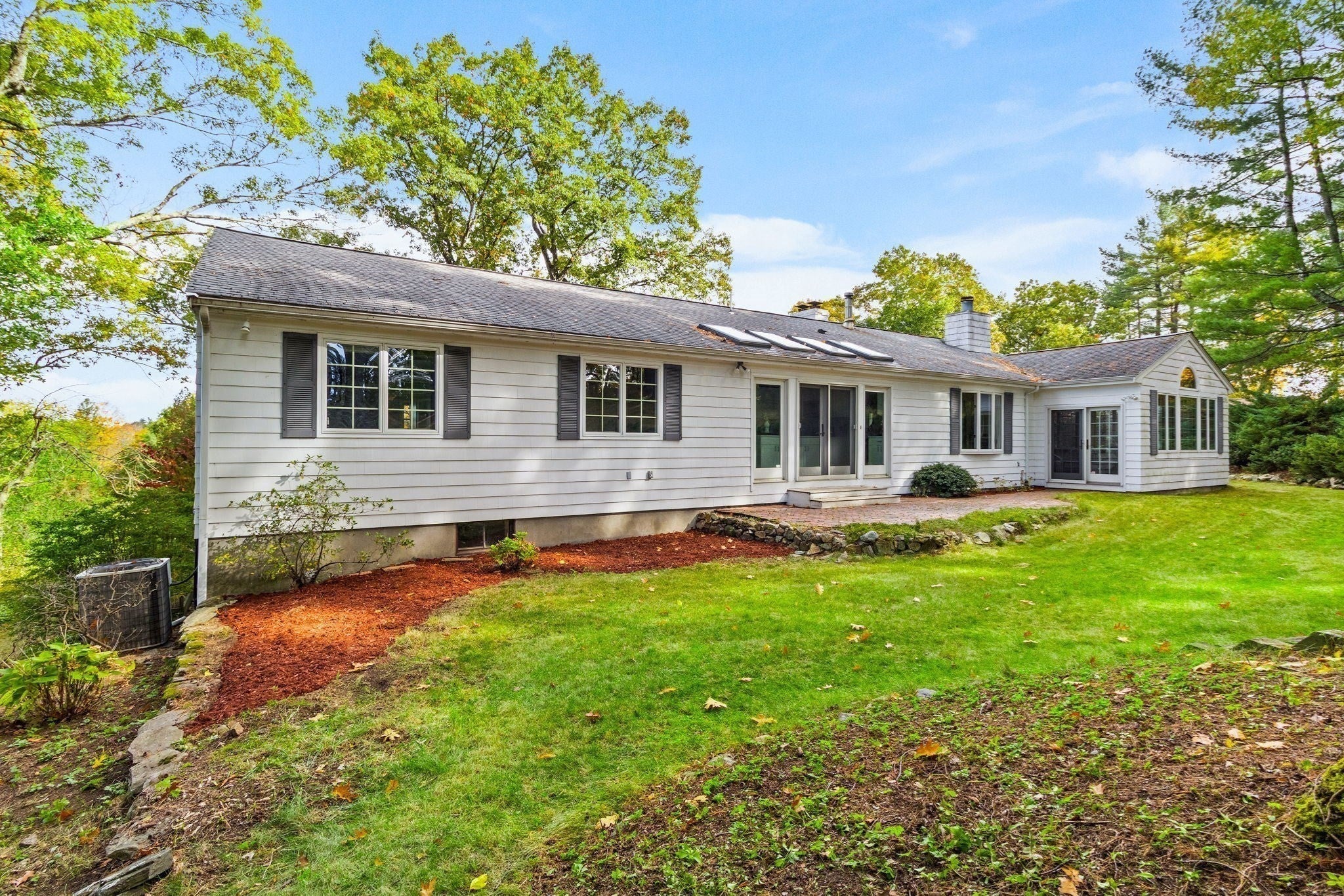 25 Forest Ridge Road, Weston, MA, 25 Forest Ridge Road, Weston, MA Photo #33