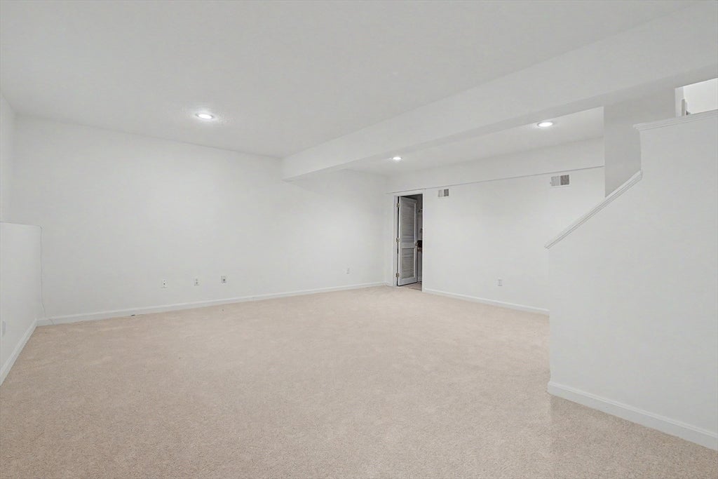 6 Lilac Ct #6, Hopkinton, MA, 6 Lilac Ct #6, Hopkinton, MA Photo #25