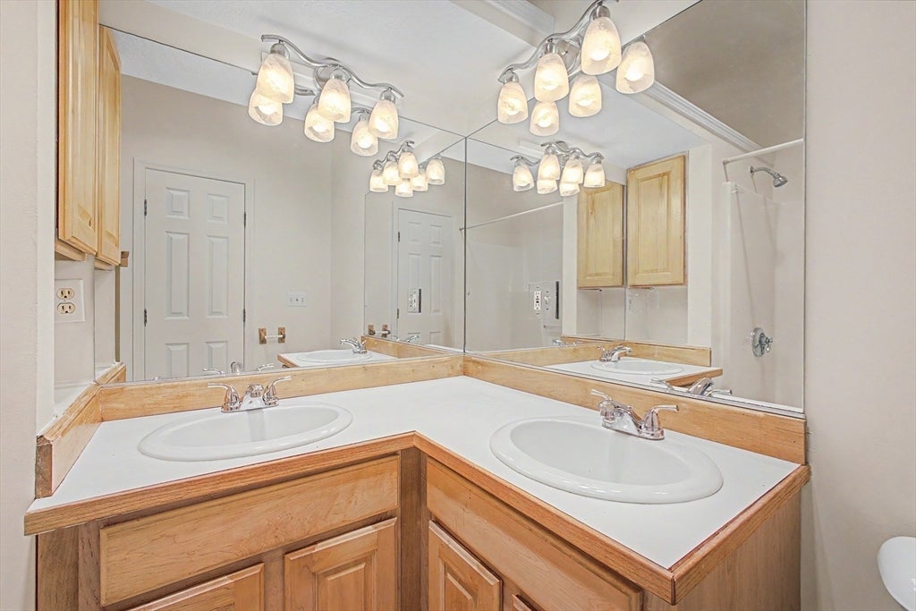 6 Lilac Ct #6, Hopkinton, MA, 6 Lilac Ct #6, Hopkinton, MA Photo #13