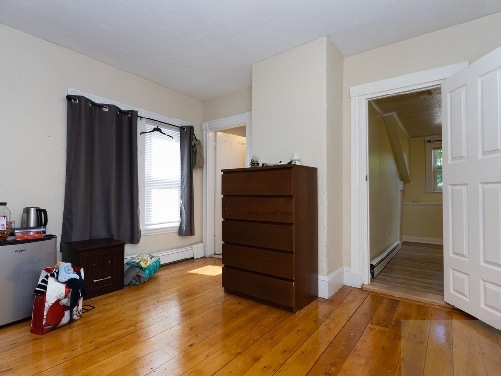 21-23 Chestnut St