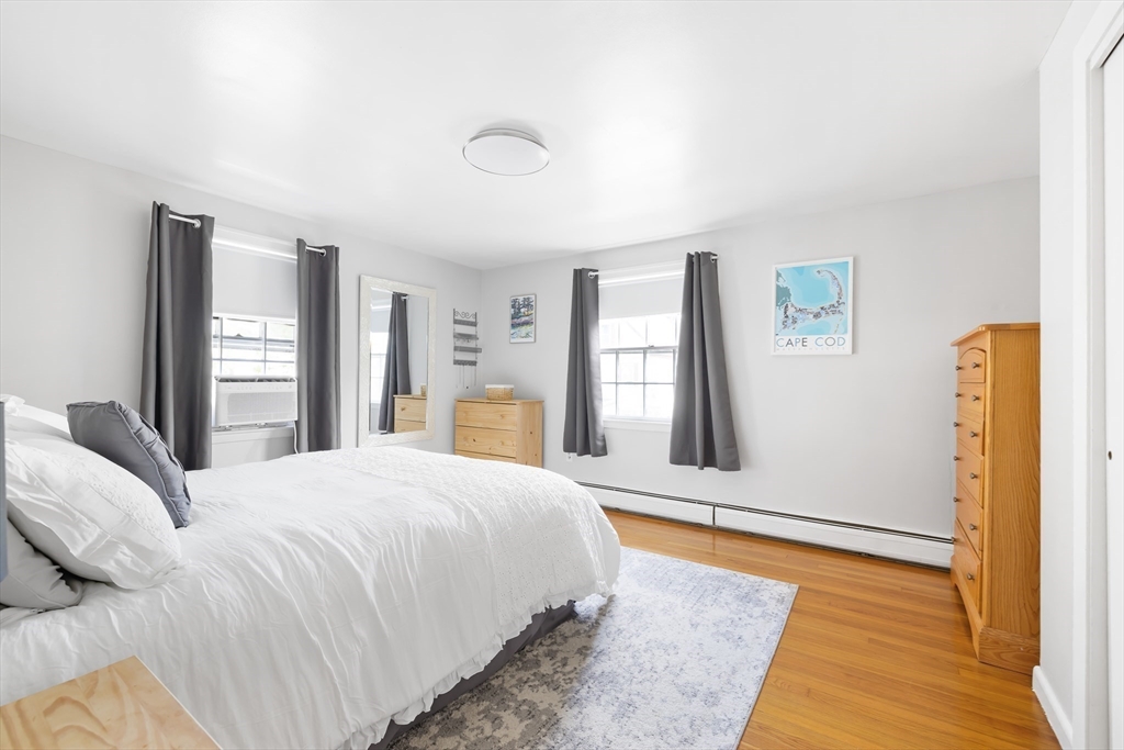 Boston, Massachusetts 02131, United States, 2 Bedrooms Bedrooms, ,1 BathroomBathrooms,Residential,Active,177588