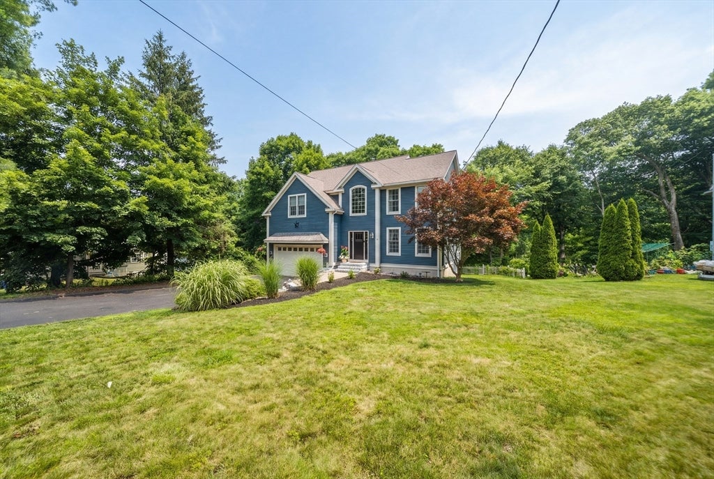 25 Essex St, Middleton, MA, 25 Essex St, Middleton, MA Photo #2